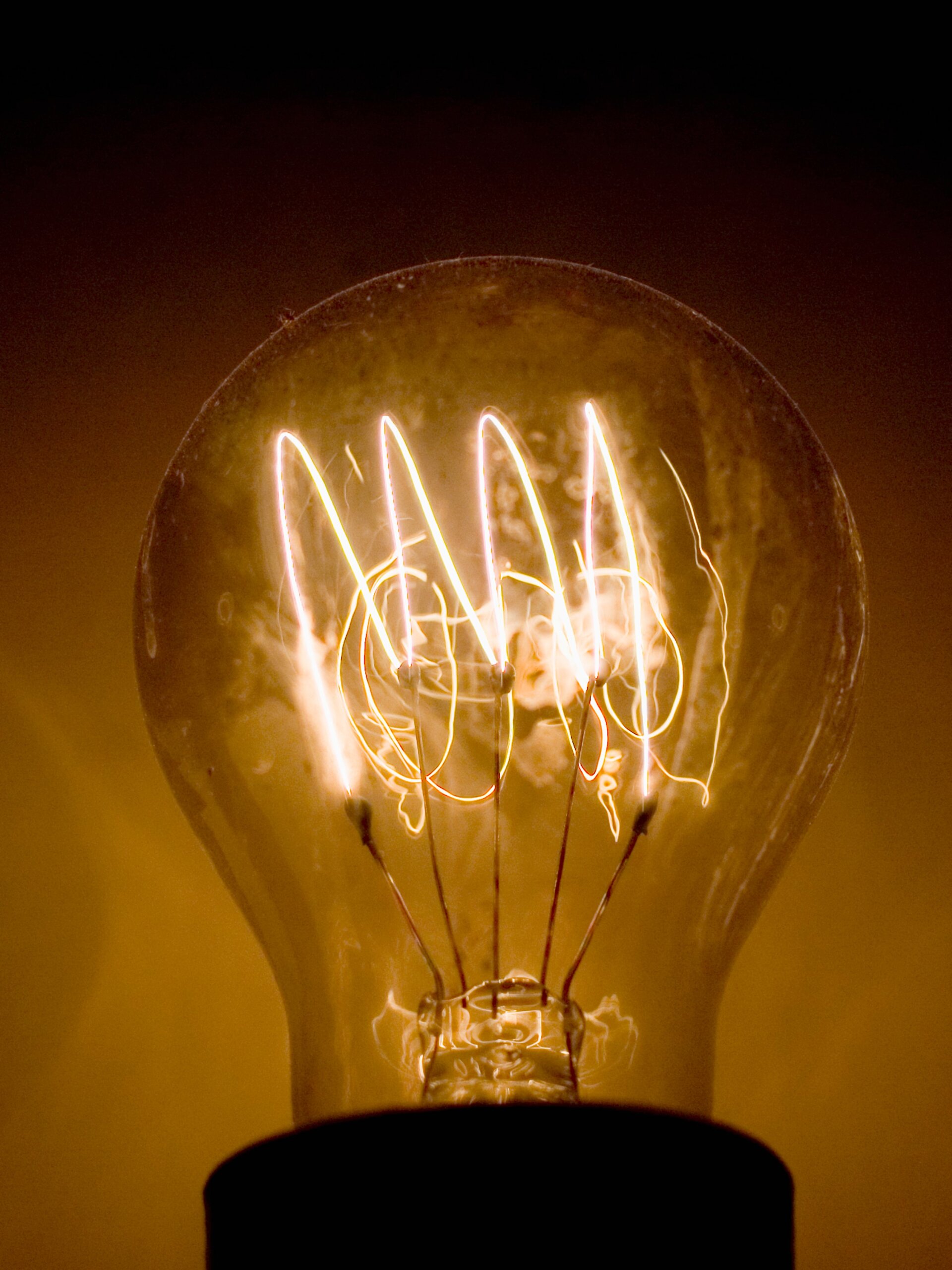 Where to Buy Incandescent Light Bulbs