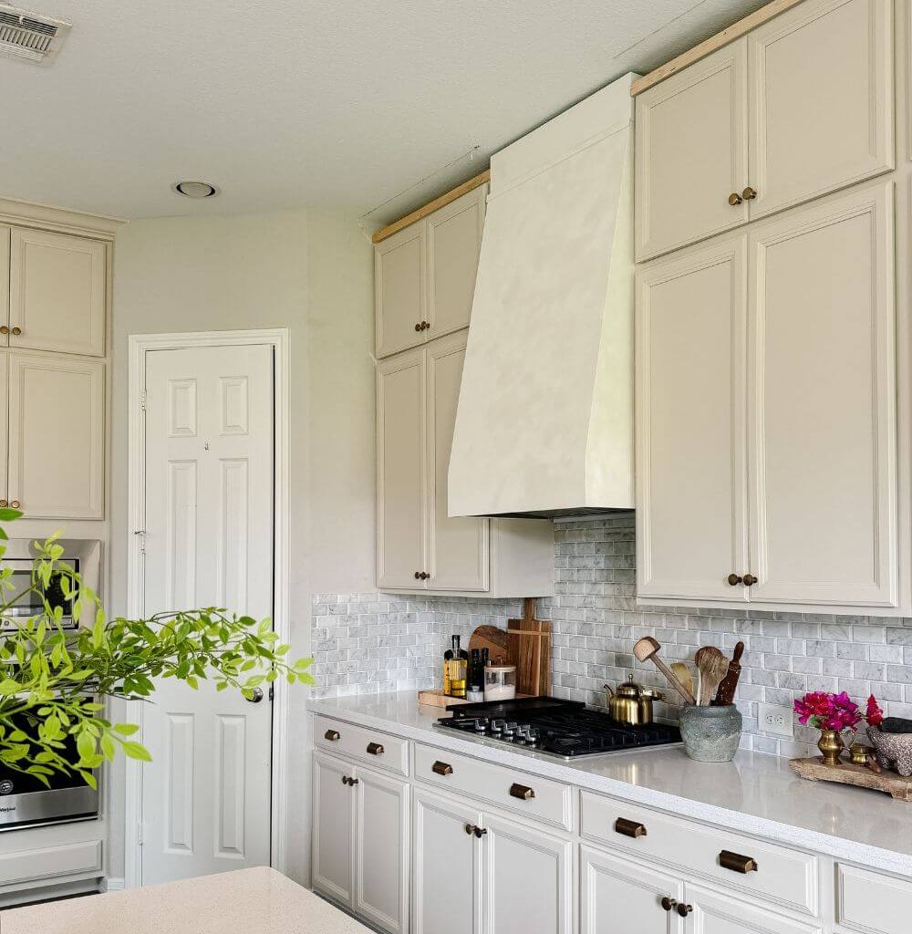 Best Paint for Kitchen Cabinets: Transform Your Space